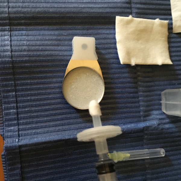 Fichier:Oxycontin double filtration.jpg