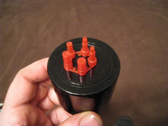 /forum/uploads/images/1548/old_adaptors.jpg