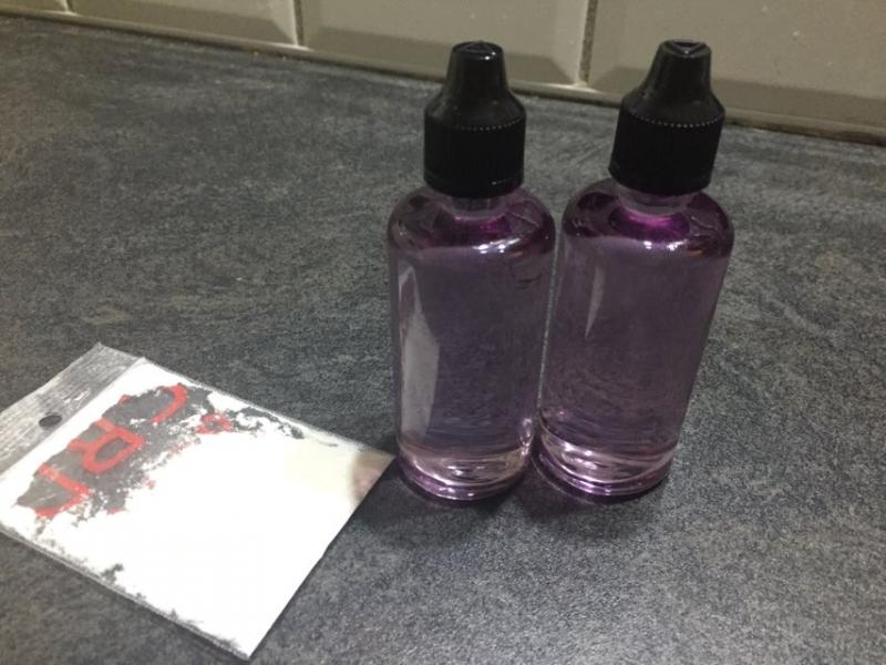 liquide au CBD violet trop stylé liquide au CBD violet trop stylé