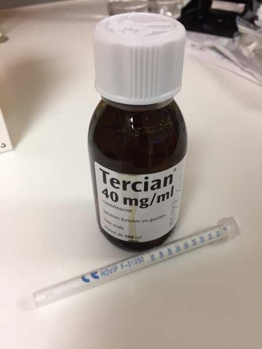 Un flacon de tercian avec sa fameuse pipette
