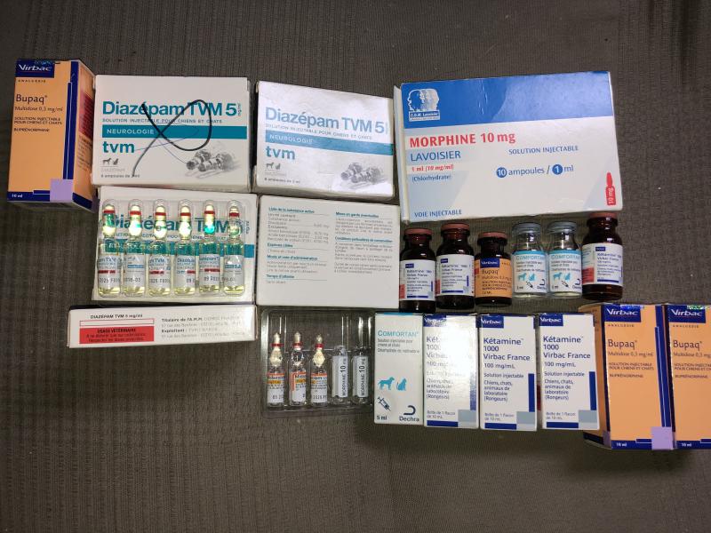 26 ampoules de valium 3 midazolam 3 buprenorphine etc etc
