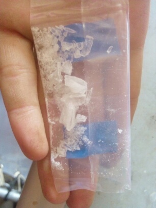 Fichier:Methamphetamine cristal2.jpg